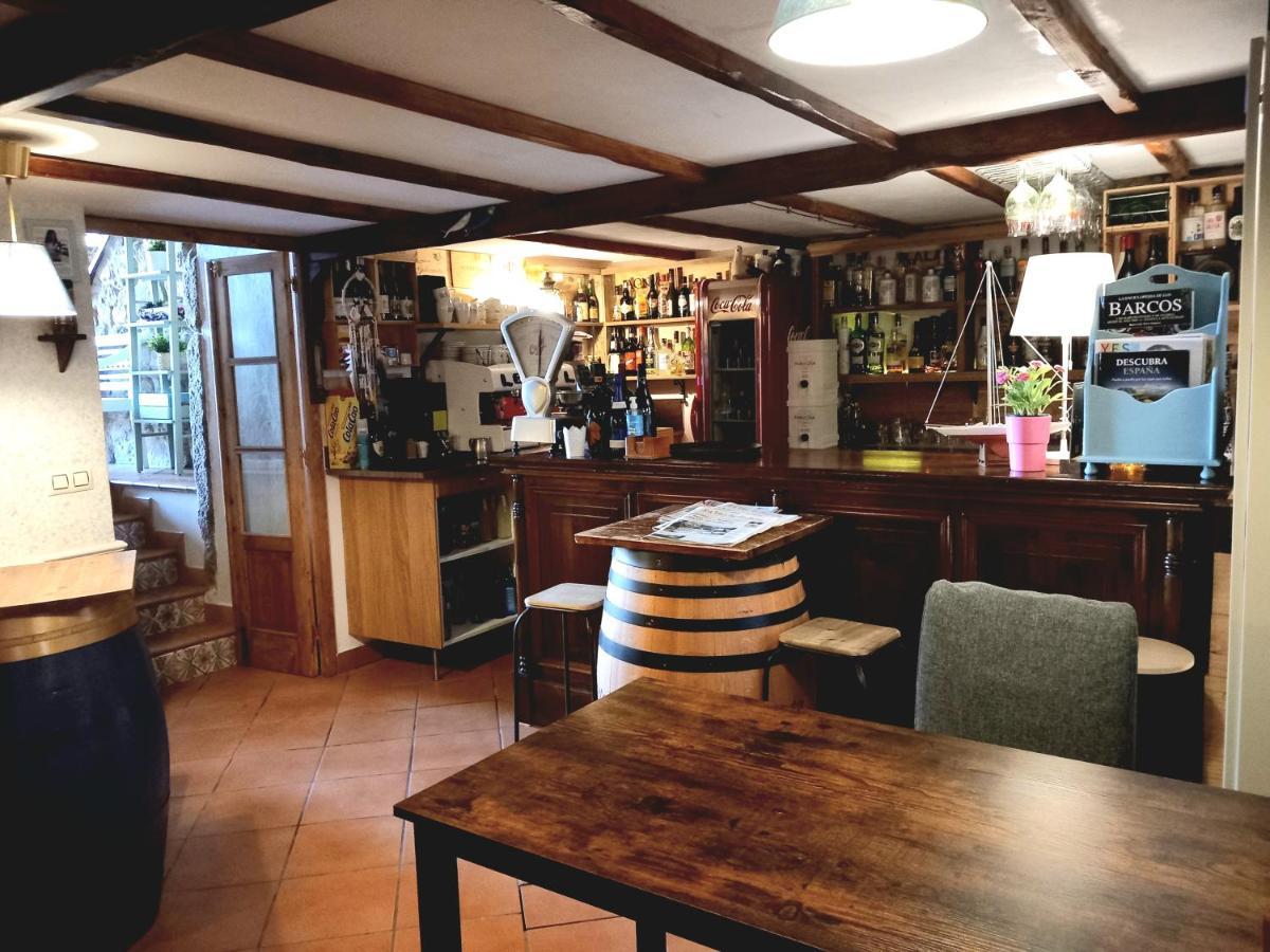 Hotel Puerto Arnela カマリーニャス エクステリア 写真