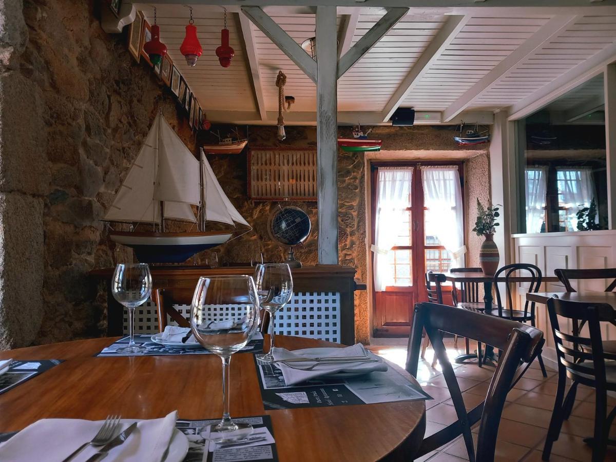 Hotel Puerto Arnela カマリーニャス エクステリア 写真