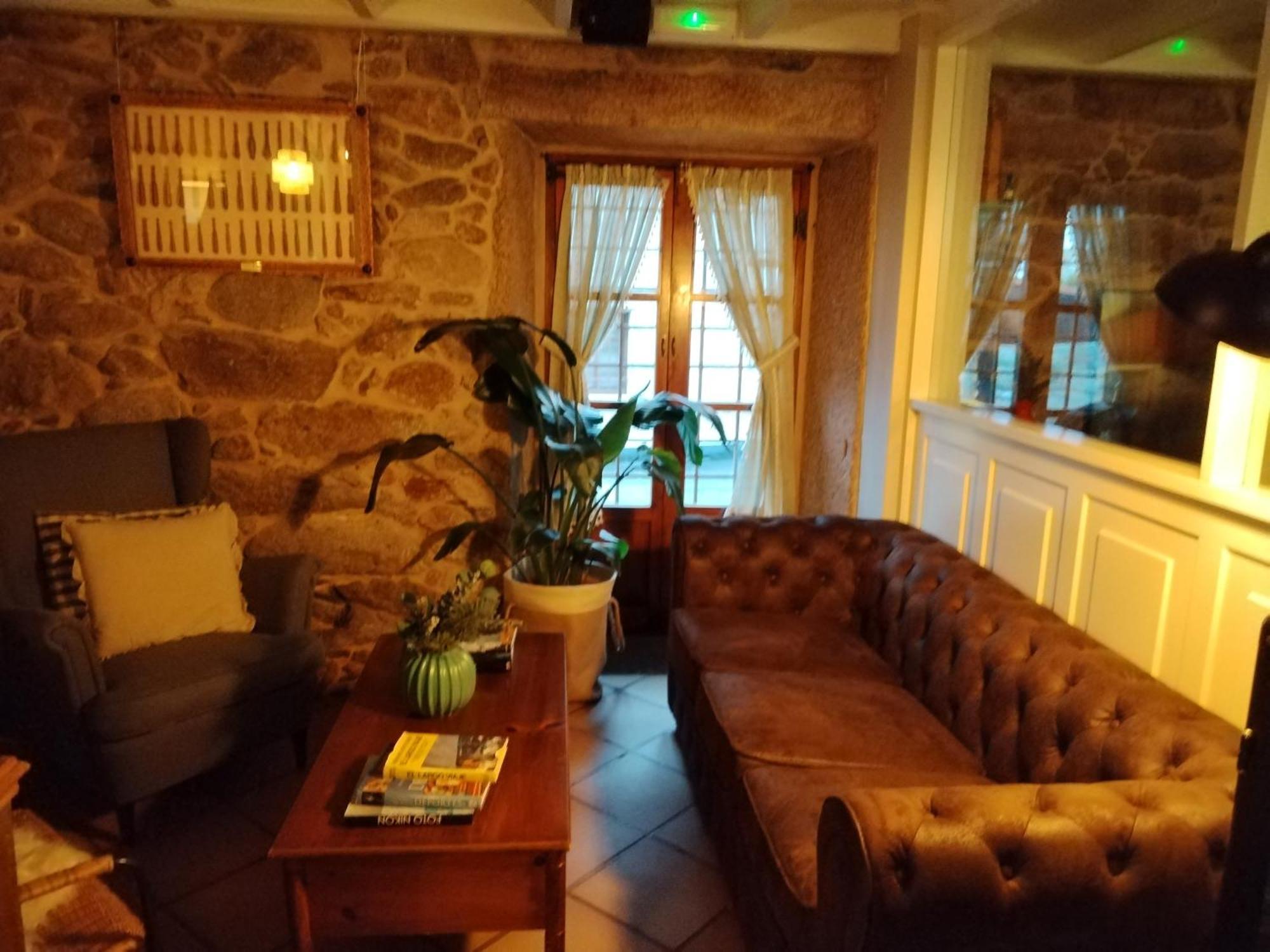 Hotel Puerto Arnela カマリーニャス エクステリア 写真