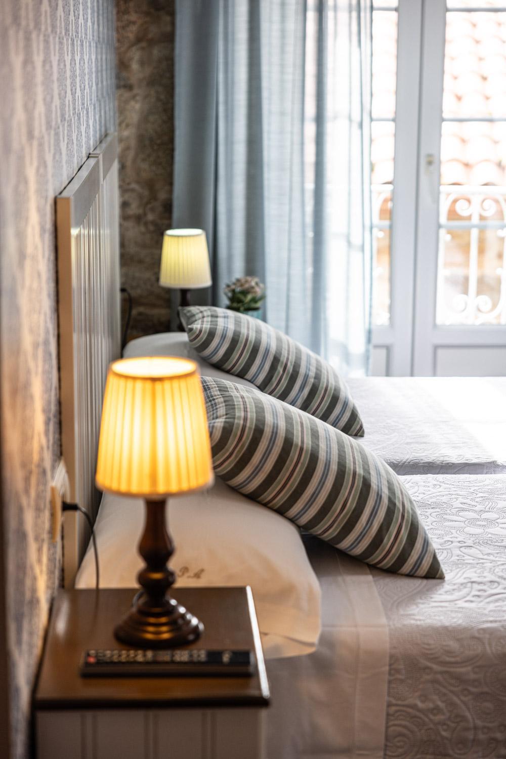 Hotel Puerto Arnela カマリーニャス エクステリア 写真